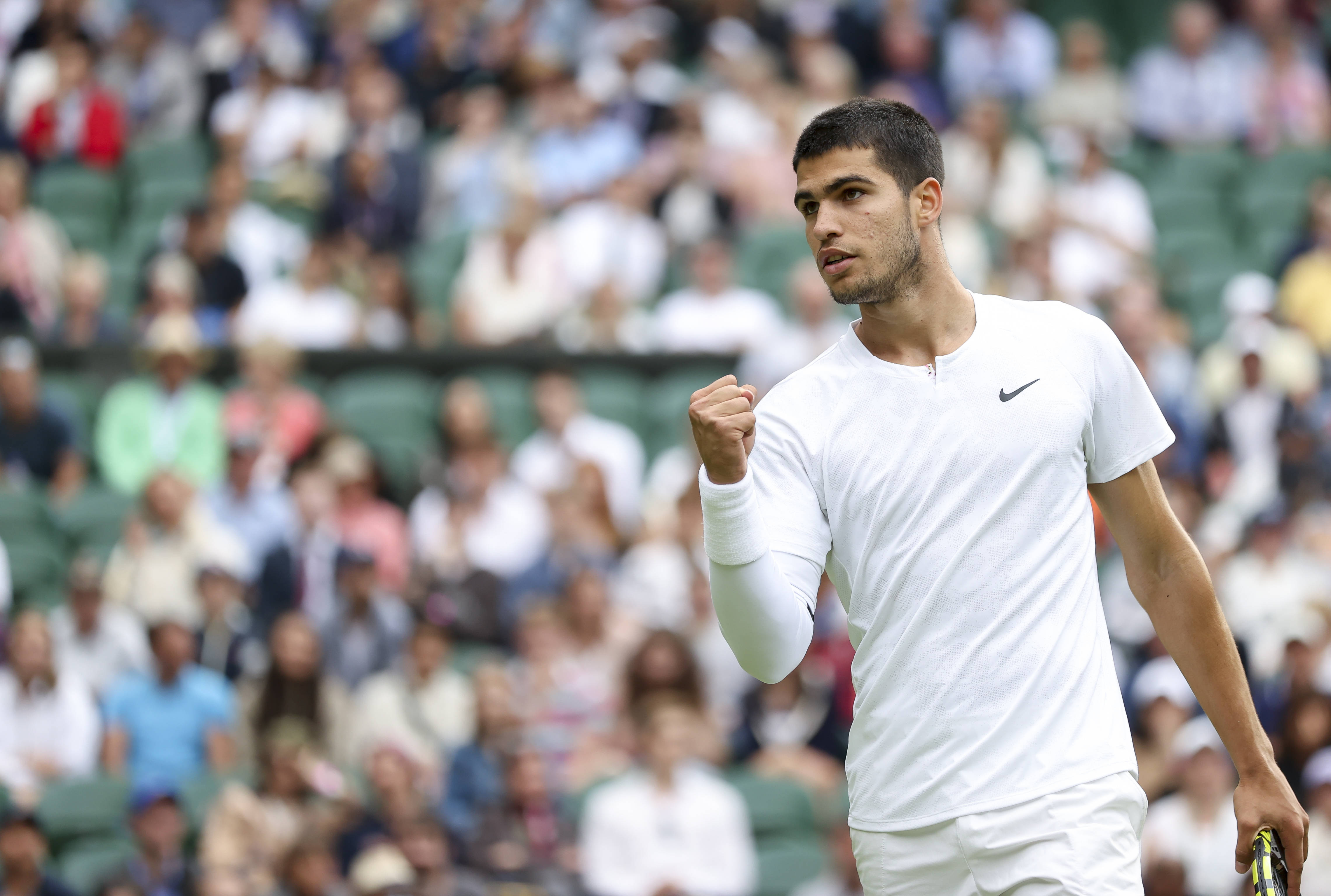 也是对球队 也是对球队